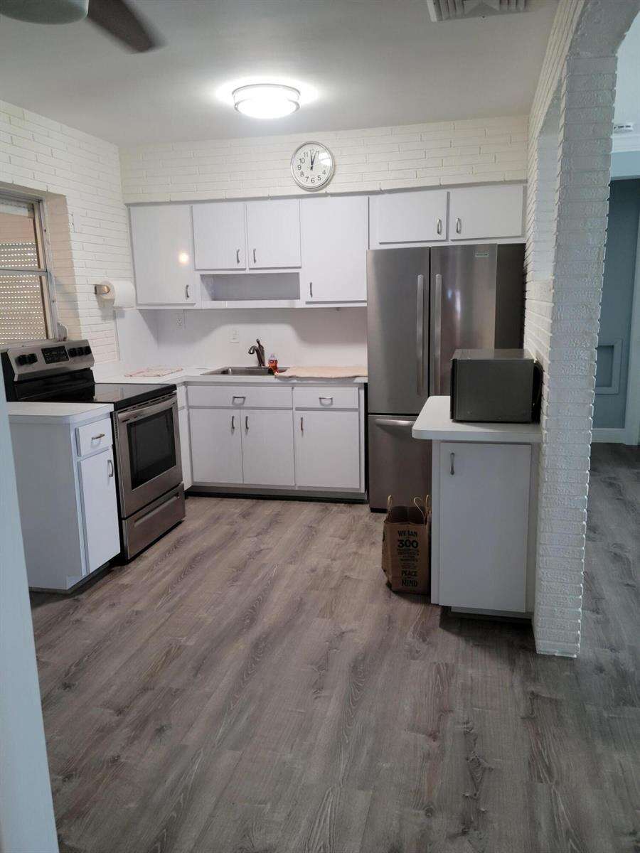 6781 Charleston, Hollywood, FL 33024 - Pending Sale photo 2