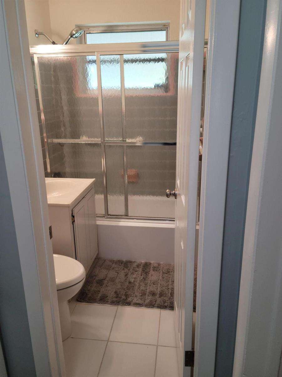 6781 Charleston, Hollywood, FL 33024 - Pending Sale photo 9