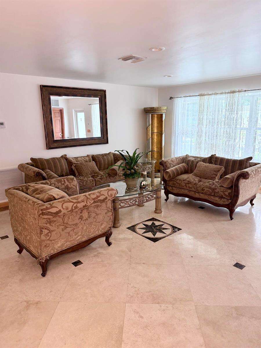 3916 Adams, Hollywood, FL 33021 - For Sale photo 12