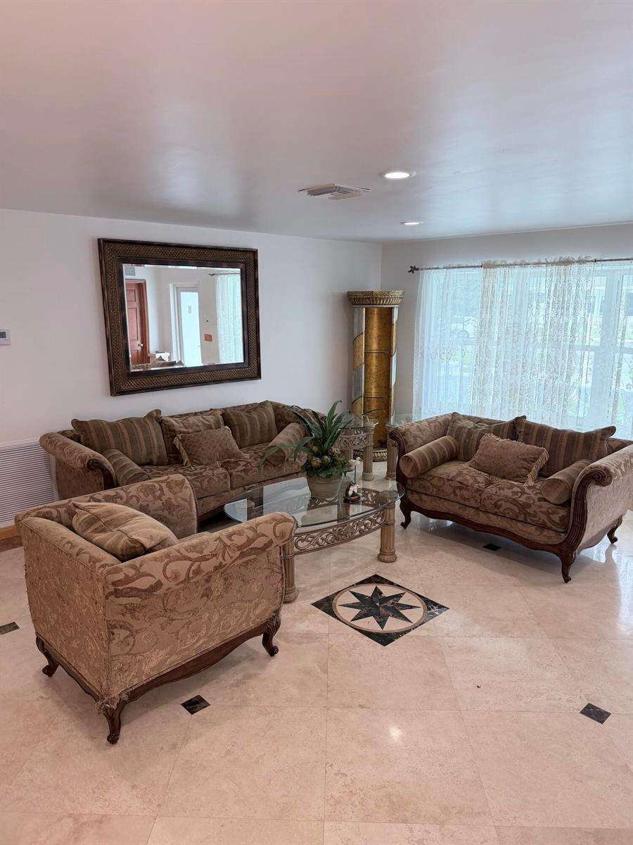 3916 Adams, Hollywood, FL 33021 - For Sale photo 10