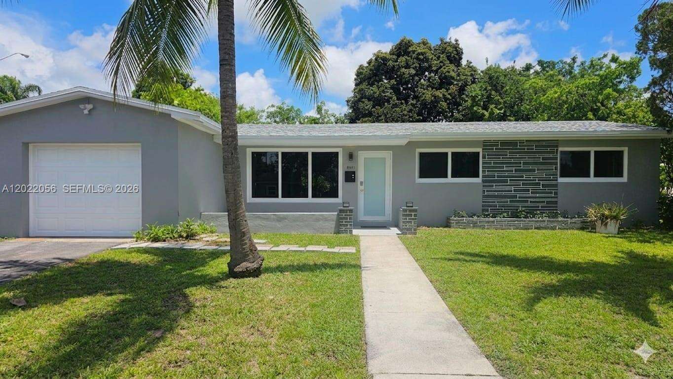6841 1st Ct, Pembroke Pines, FL 33023 - For Sale photo 1
