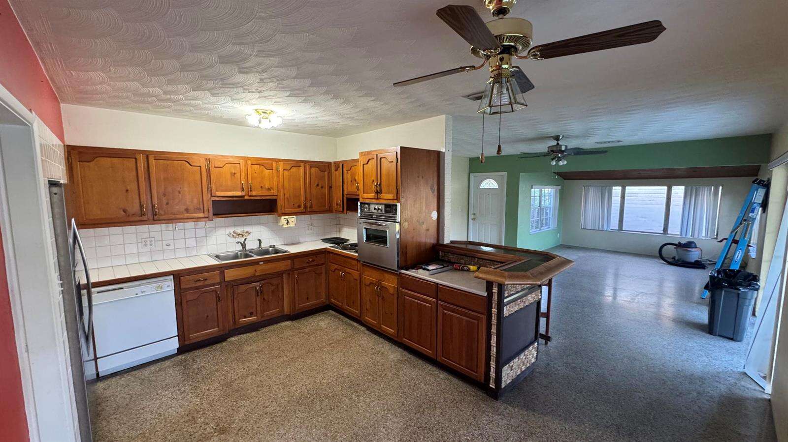 2714 Scott, Hollywood, FL 33020 - For Sale photo 6