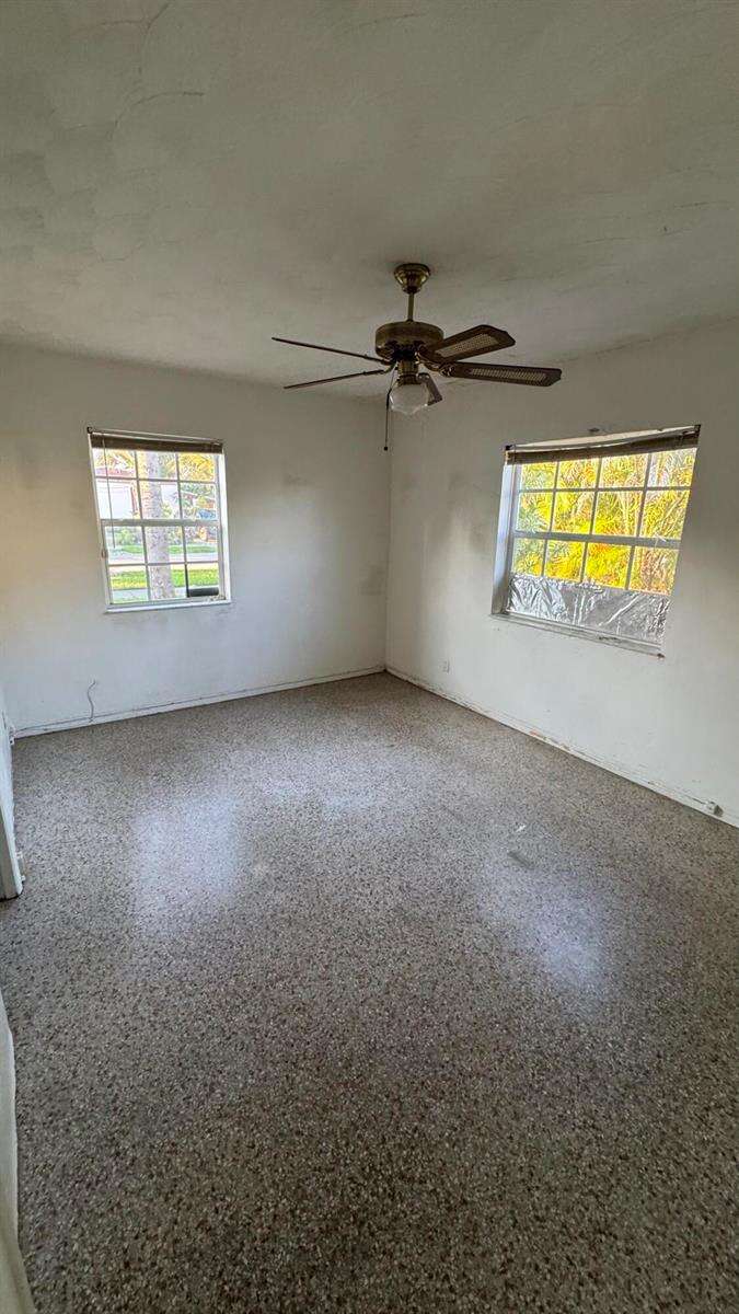 2714 Scott, Hollywood, FL 33020 - For Sale photo 9