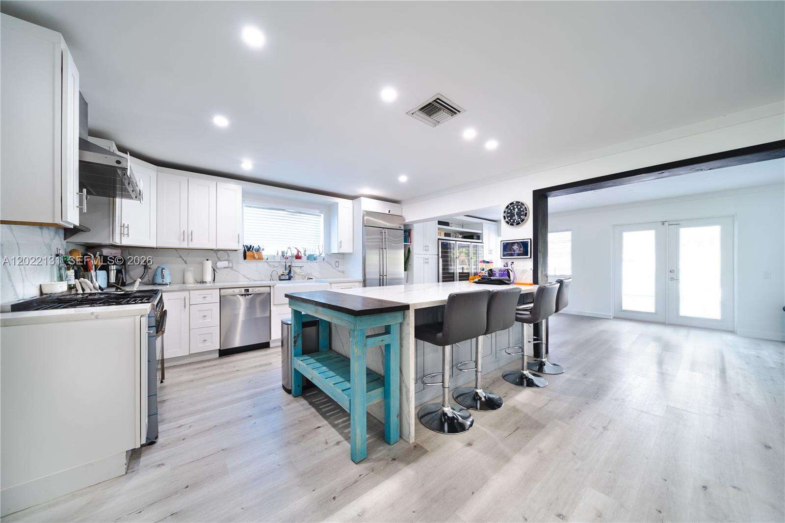 1301 Funston St, Hollywood, FL 33019 - For Sale photo 2