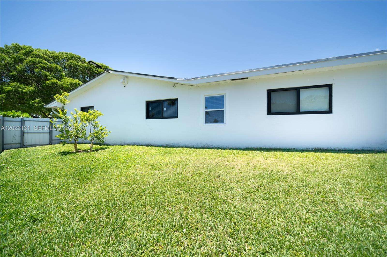 1301 Funston St, Hollywood, FL 33019 - For Sale photo 25