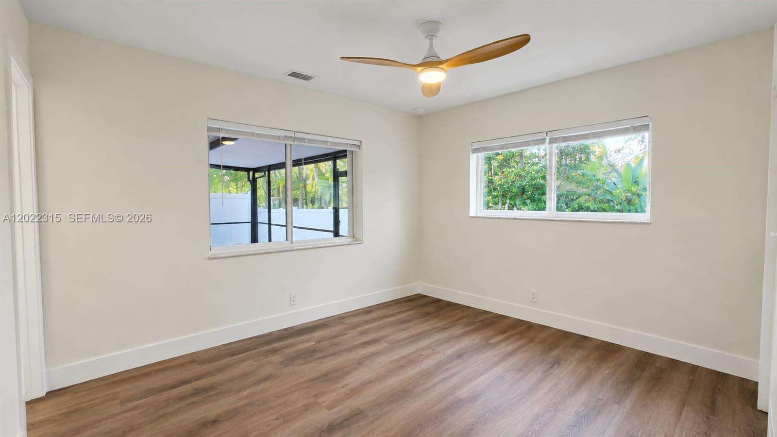 1155 Hayes St, Hollywood, FL 33019 - For Sale photo 12