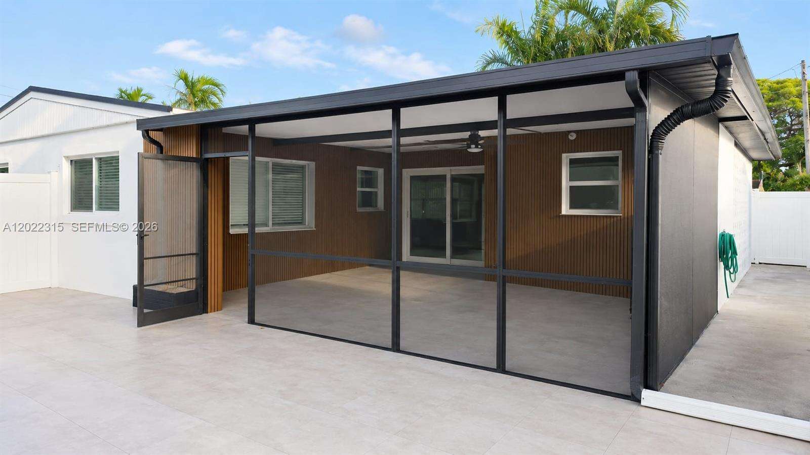 1155 Hayes St, Hollywood, FL 33019 - For Sale photo 18
