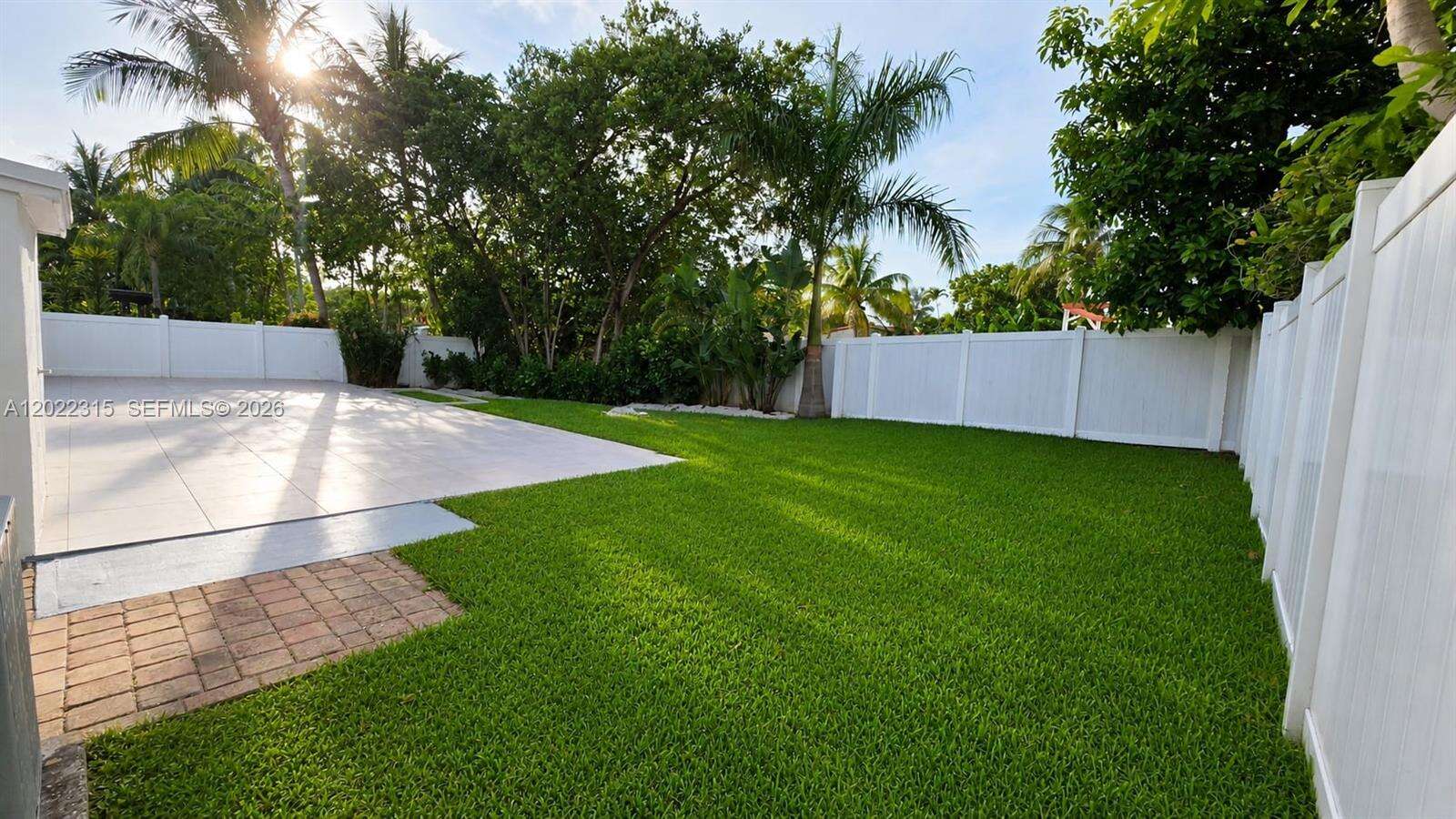 1155 Hayes St, Hollywood, FL 33019 - For Sale photo 23
