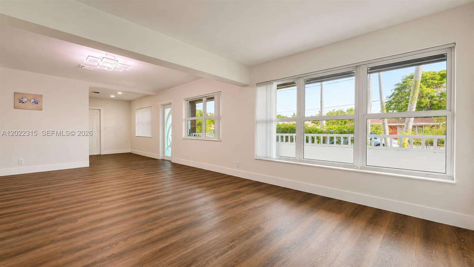 1155 Hayes St, Hollywood, FL 33019 - For Sale photo 8
