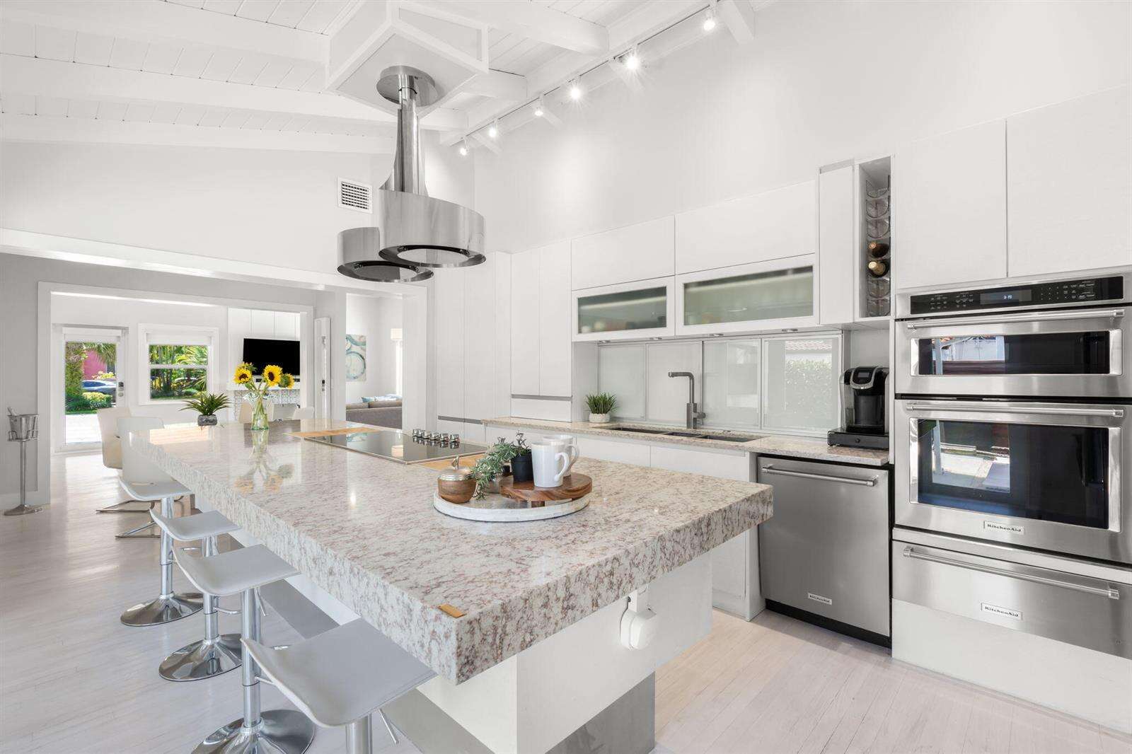 648 17th, Fort Lauderdale, FL 33304 - For Sale photo 14