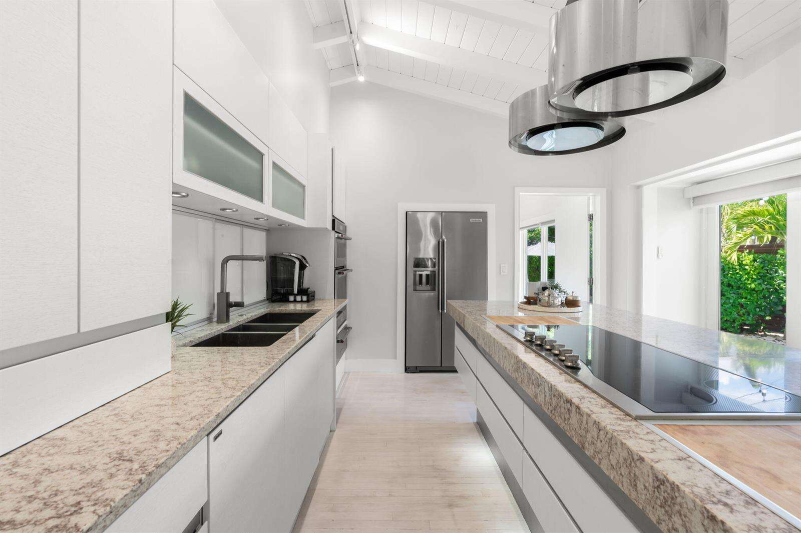 648 17th, Fort Lauderdale, FL 33304 - For Sale photo 16