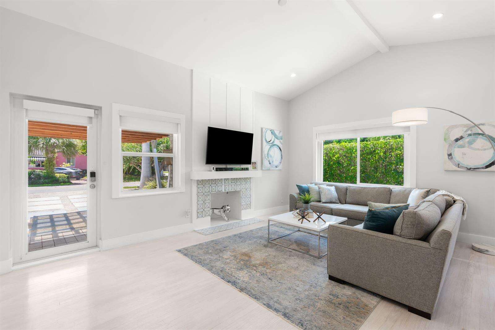 648 17th, Fort Lauderdale, FL 33304 - For Sale photo 10