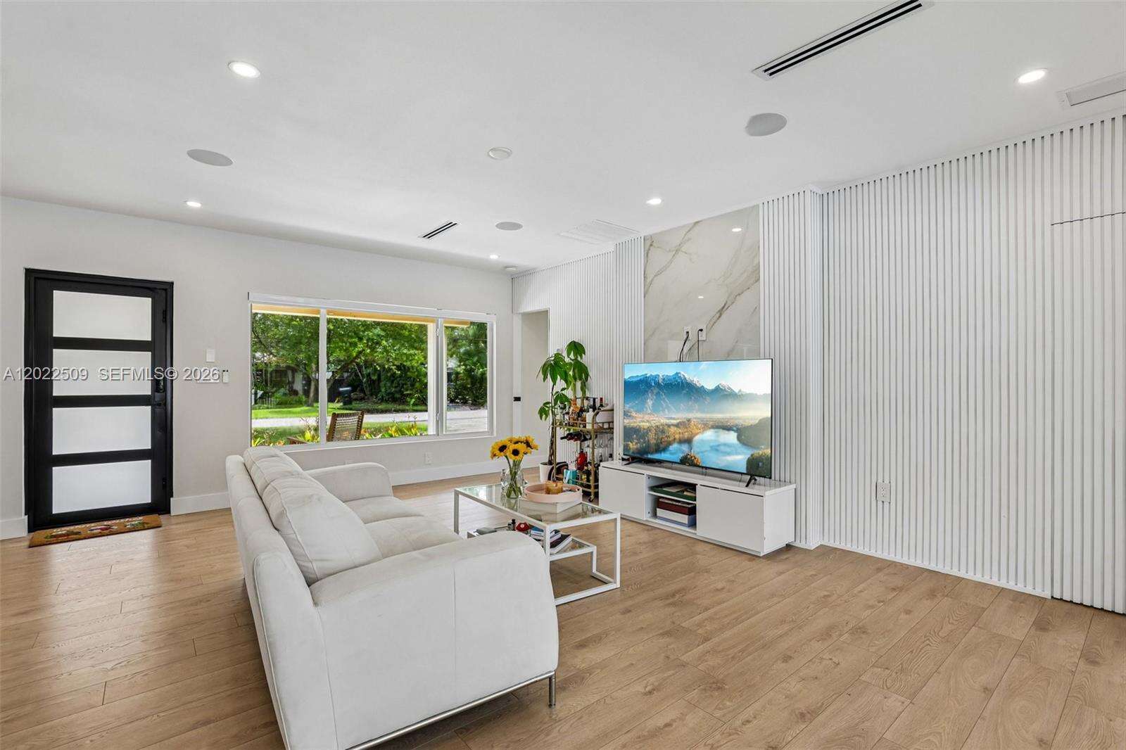 5620 63rd Ct, South Miami, FL 33143 - For Sale photo 3