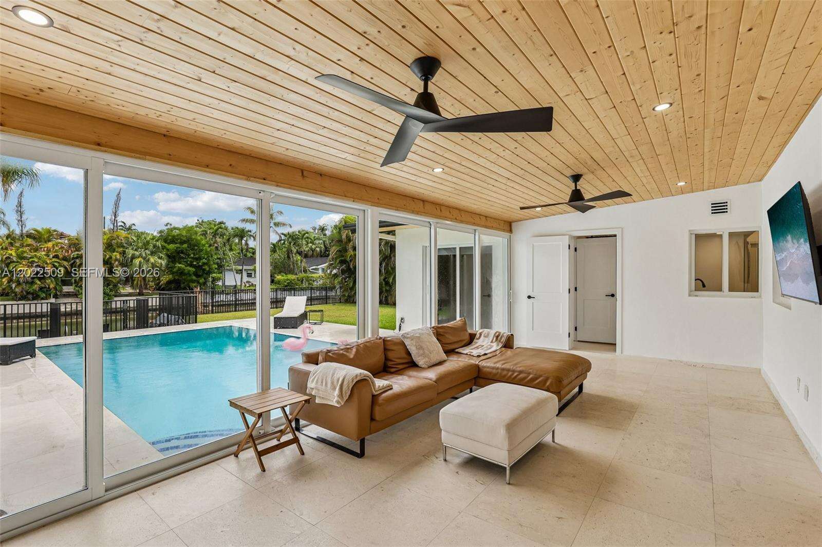 5620 63rd Ct, South Miami, FL 33143 - For Sale photo 10