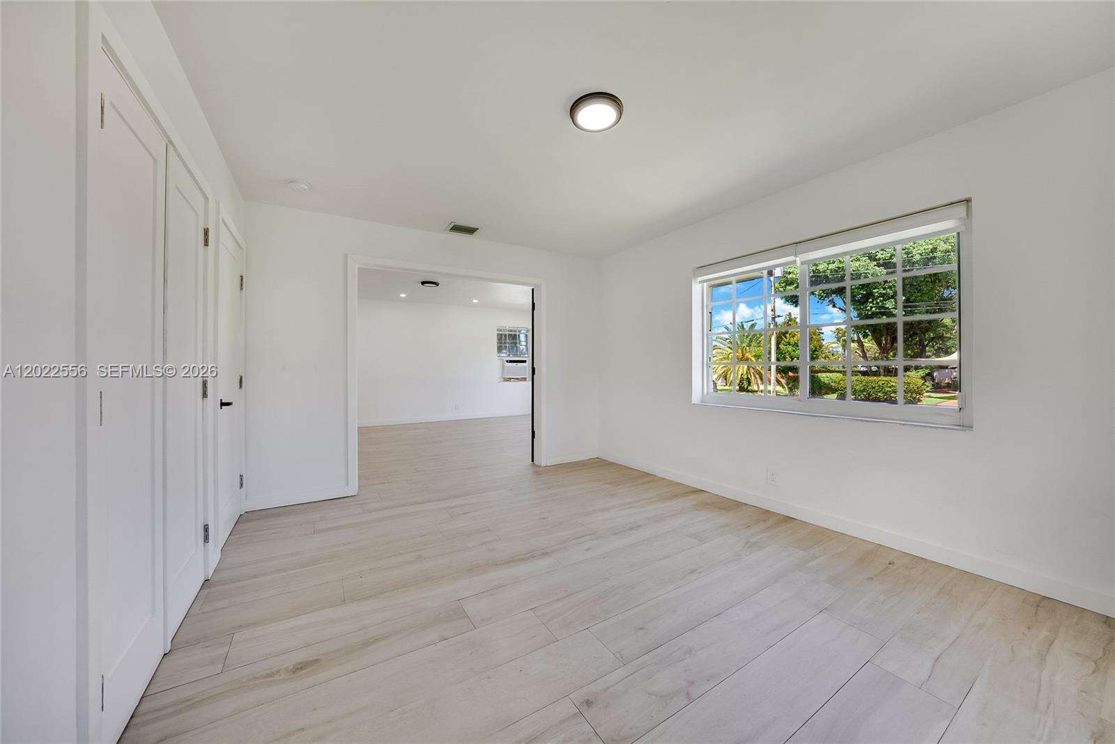 716 5th Ave, Hallandale Beach, FL 33009 - For Sale photo 3
