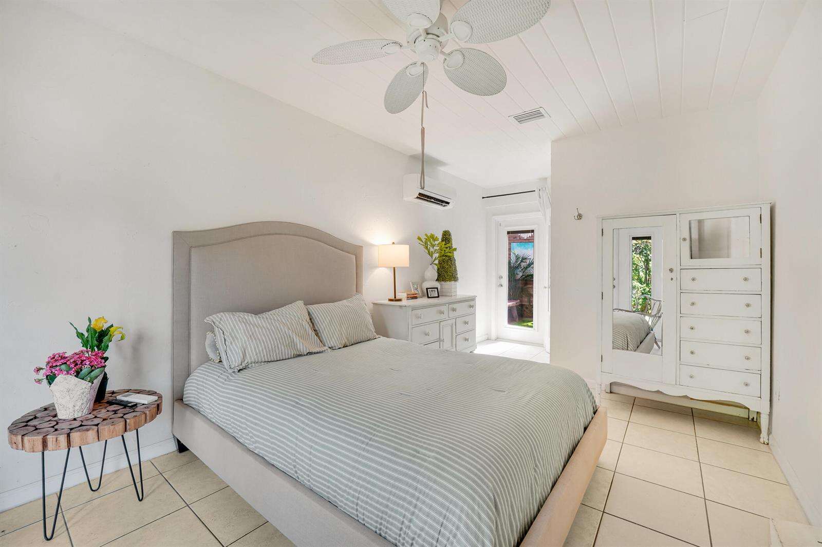 1236 13th, Fort Lauderdale, FL 33304 - For Sale photo 15