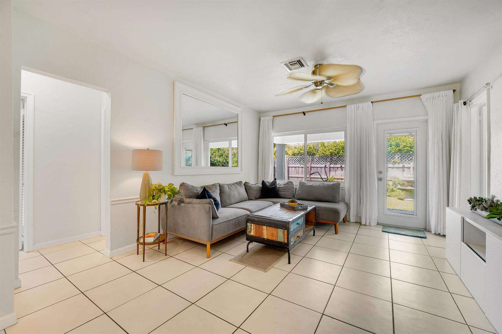 1236 13th, Fort Lauderdale, FL 33304 - For Sale photo 25