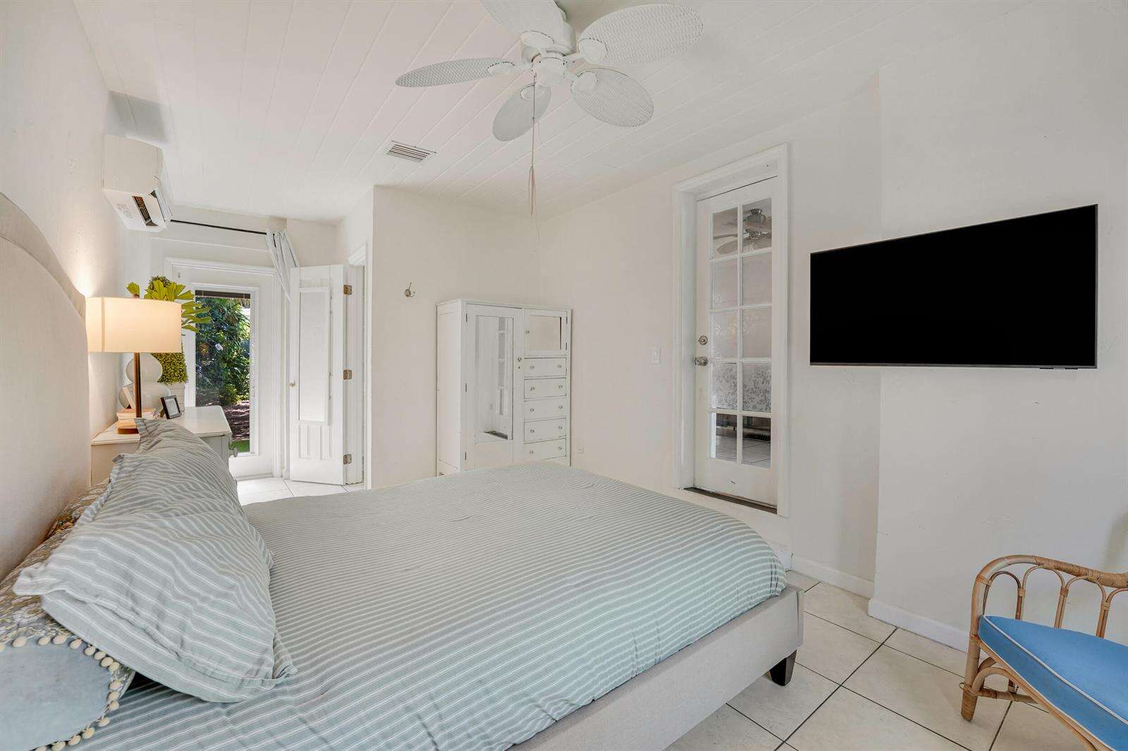 1236 13th, Fort Lauderdale, FL 33304 - For Sale photo 9