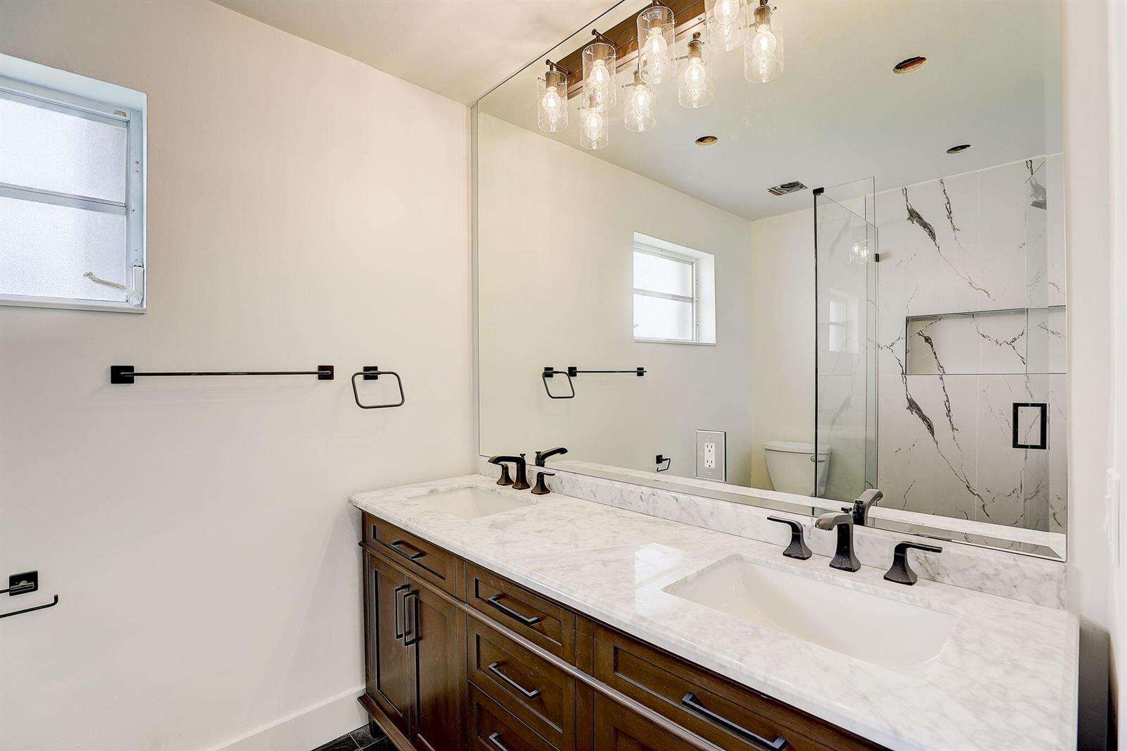 3900 45th, Hollywood, FL 33021 - For Sale photo 21