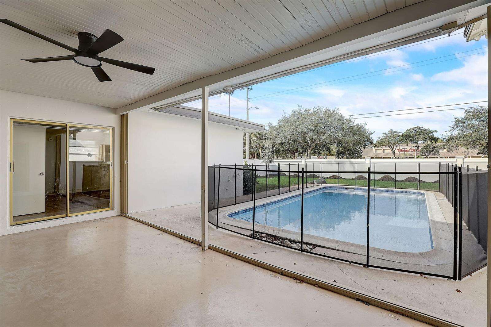 3900 45th, Hollywood, FL 33021 - For Sale photo 29