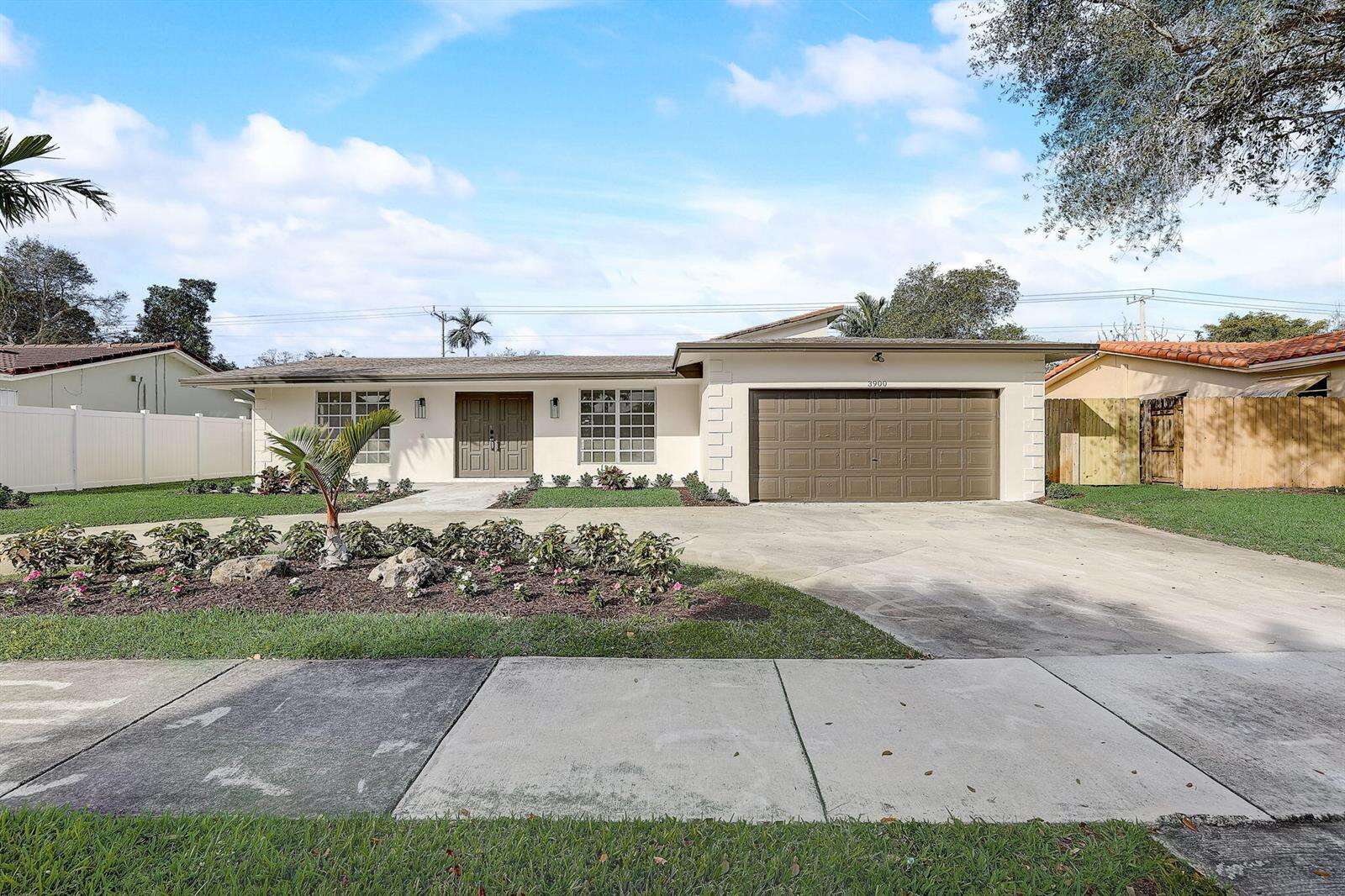 3900 45th, Hollywood, FL 33021 - For Sale photo 37