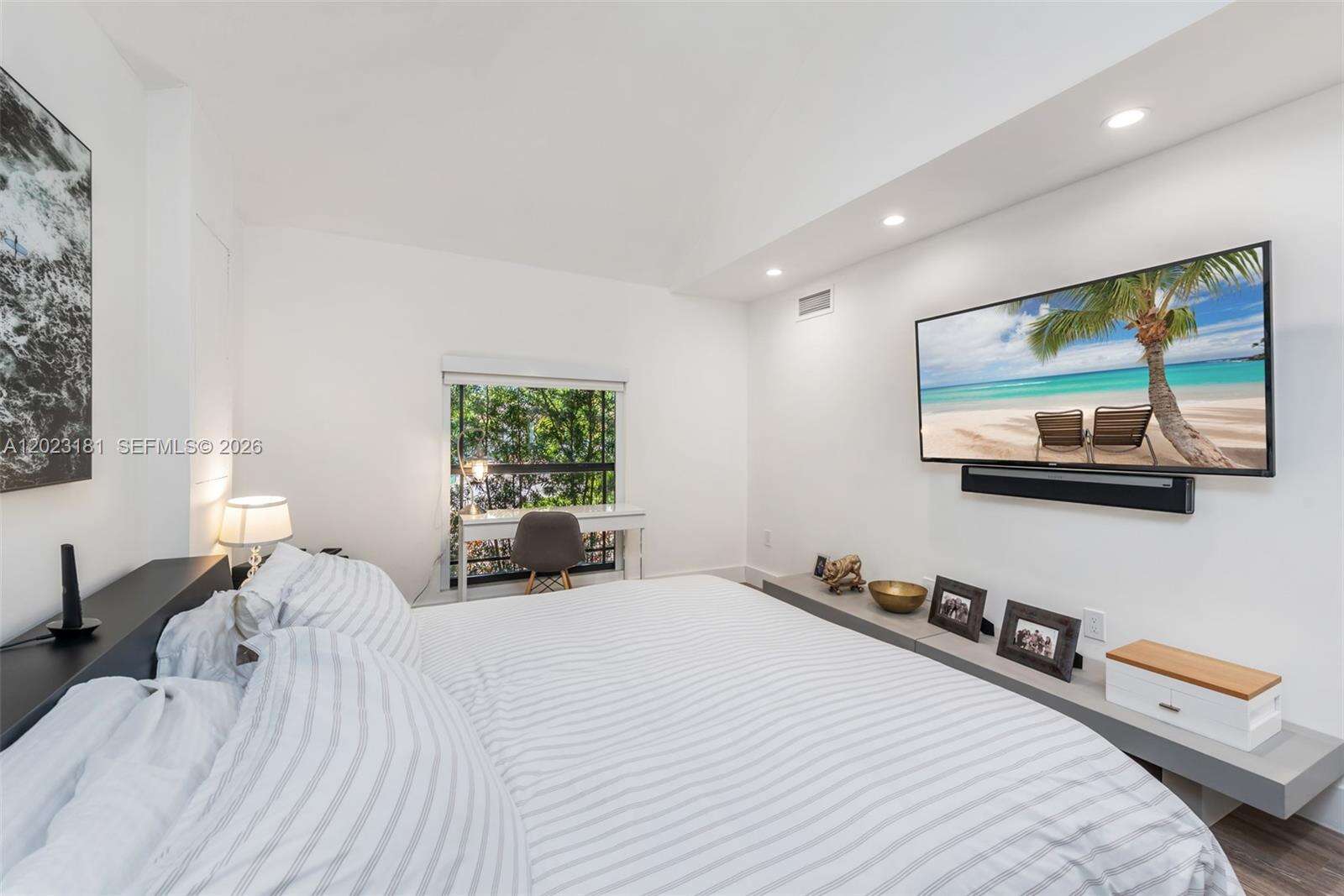 2330 195th St, Miami, FL 33180 - For Sale photo 15