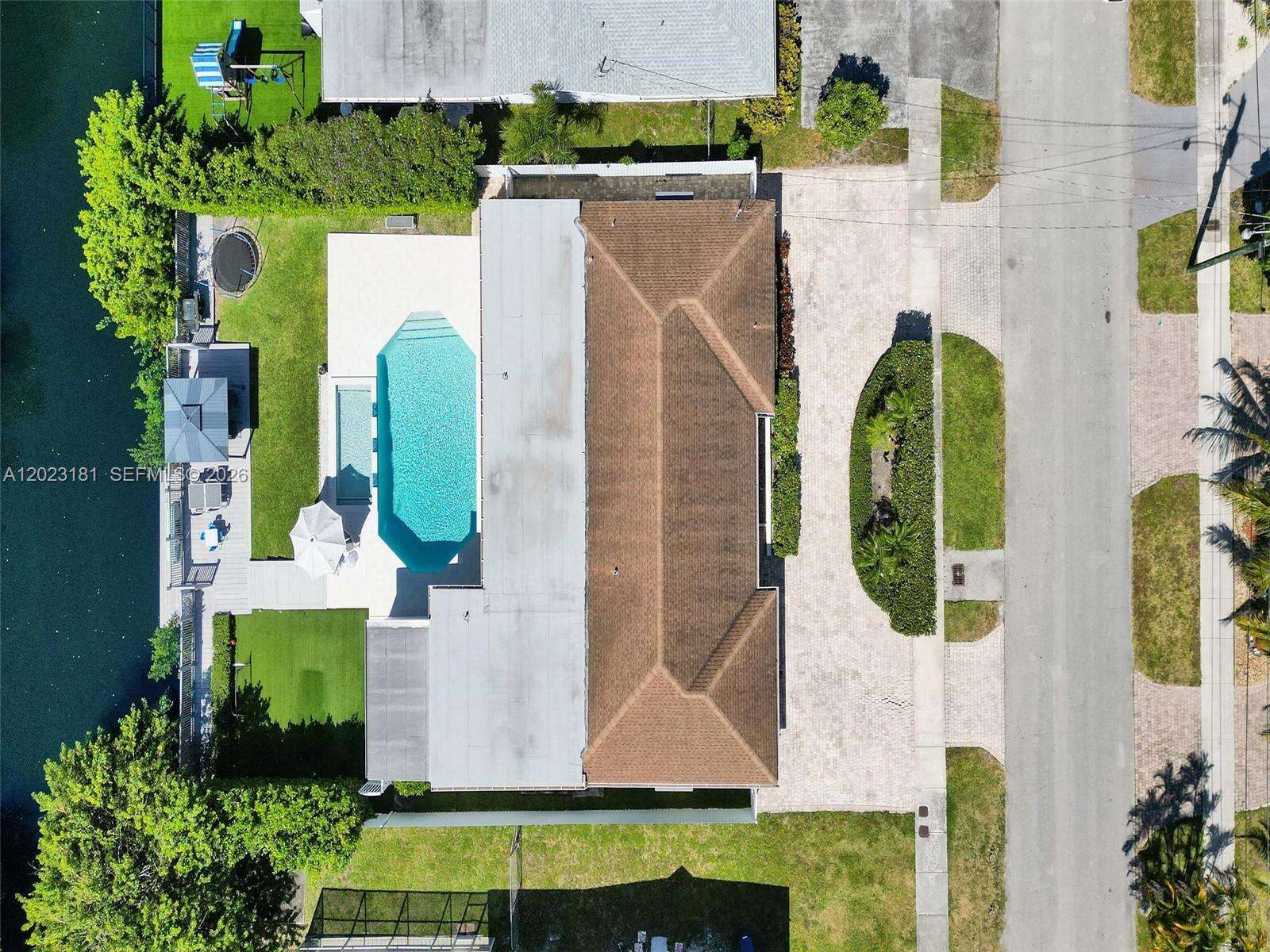 2330 195th St, Miami, FL 33180 - For Sale photo 34