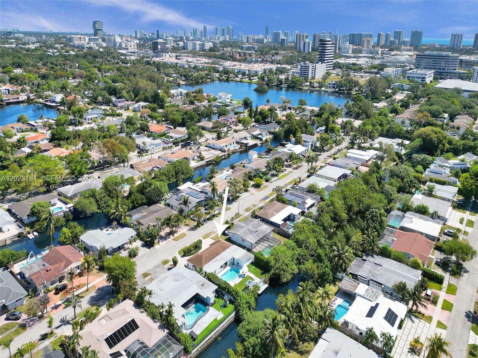 2330 195th St, Miami, FL 33180 - For Sale photo 36