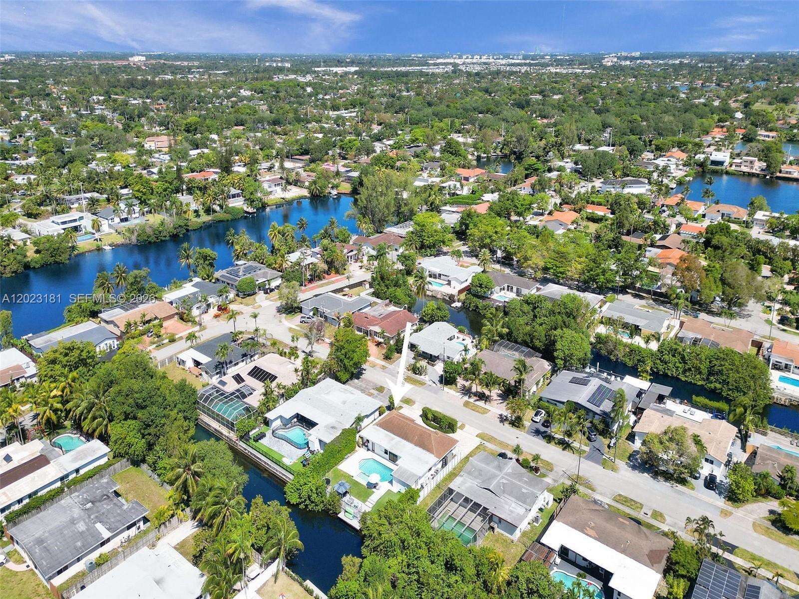 2330 195th St, Miami, FL 33180 - For Sale photo 37