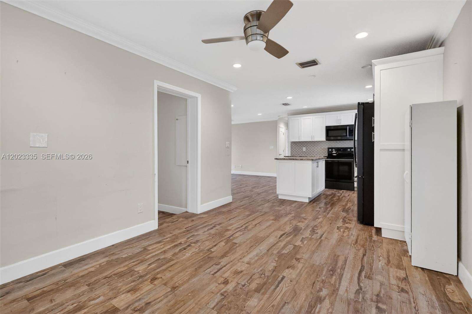 2030 57th Ter, Hollywood, FL 33021 - For Sale photo 9