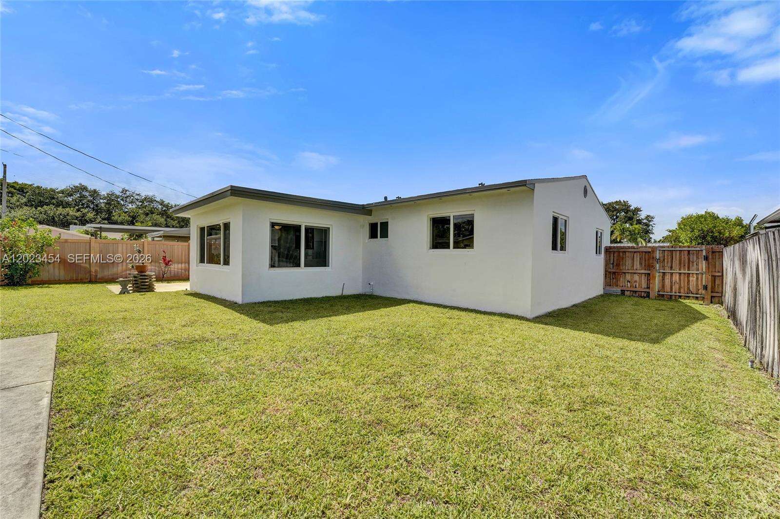 3234 Roosevelt St, Hollywood, FL 33021 - For Sale photo 21