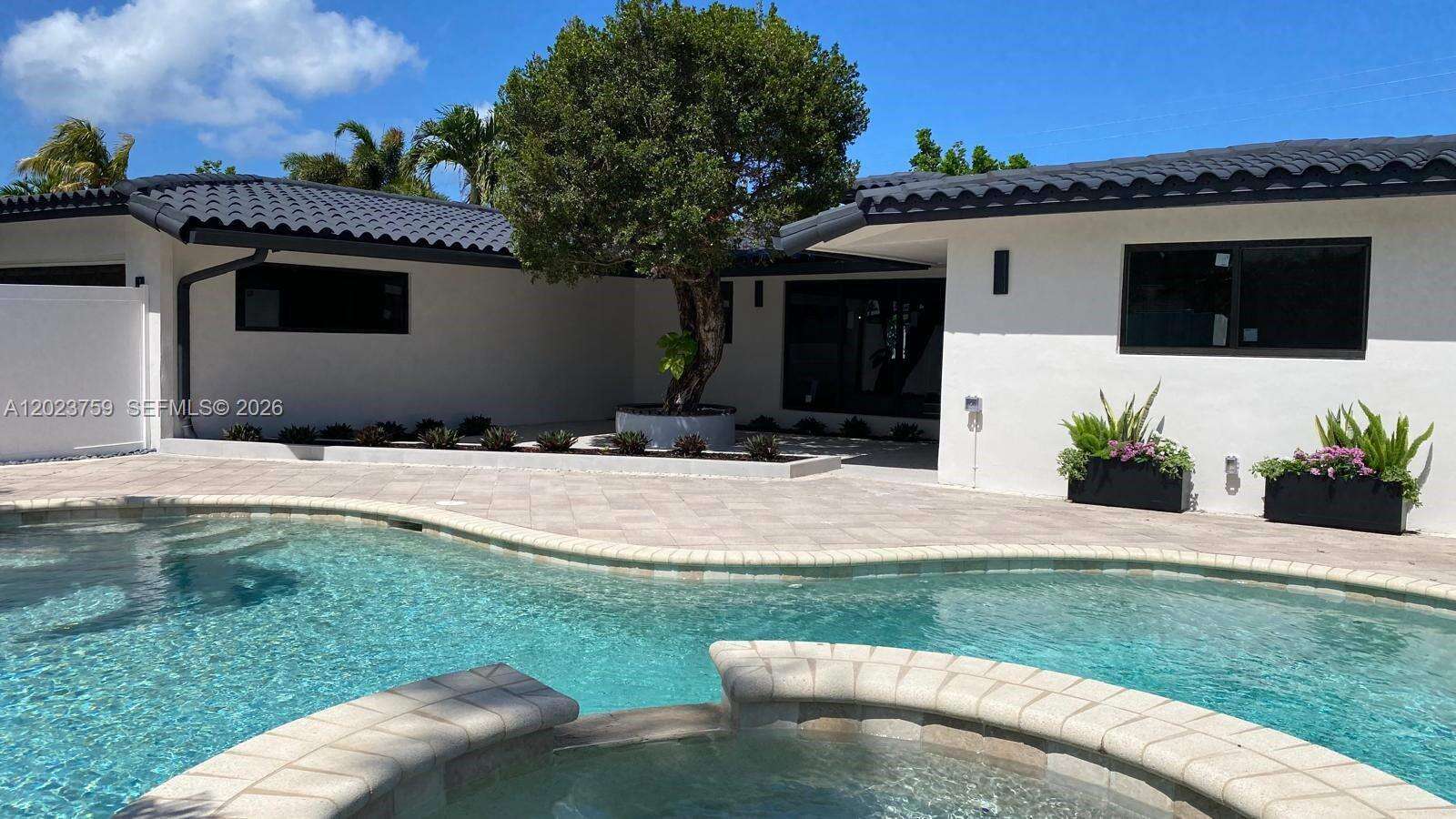 5170 18th Ter, Fort Lauderdale, FL 33308 - For Sale photo 3
