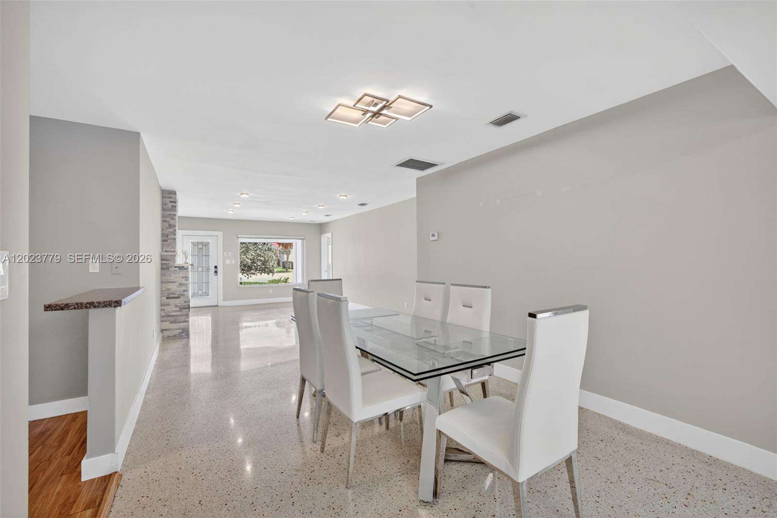 709 9th Ct, Hallandale Beach, FL 33009 - For Sale photo 16