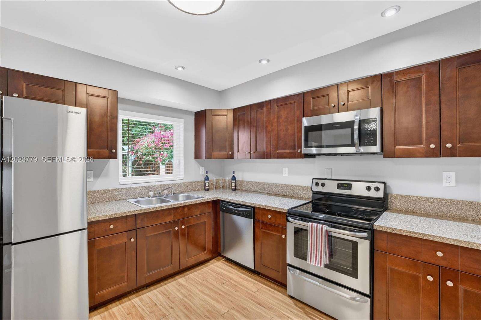 709 9th Ct, Hallandale Beach, FL 33009 - For Sale photo 19
