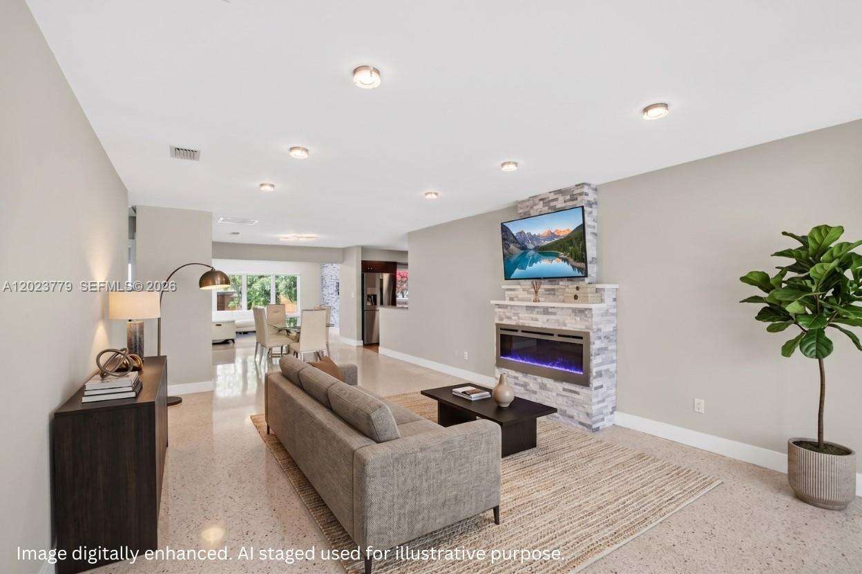 709 9th Ct, Hallandale Beach, FL 33009 - For Sale photo 3