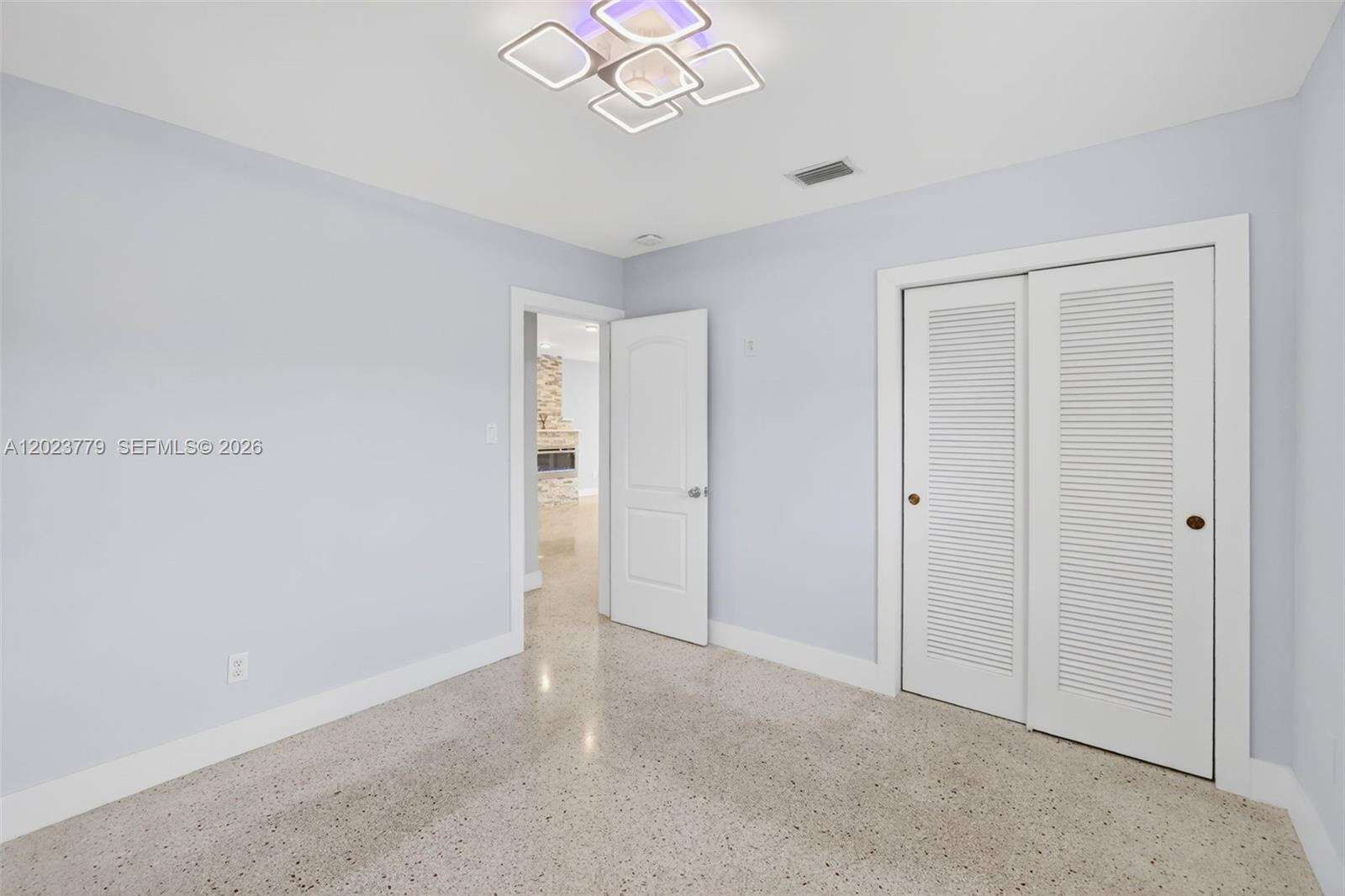 709 9th Ct, Hallandale Beach, FL 33009 - For Sale photo 28
