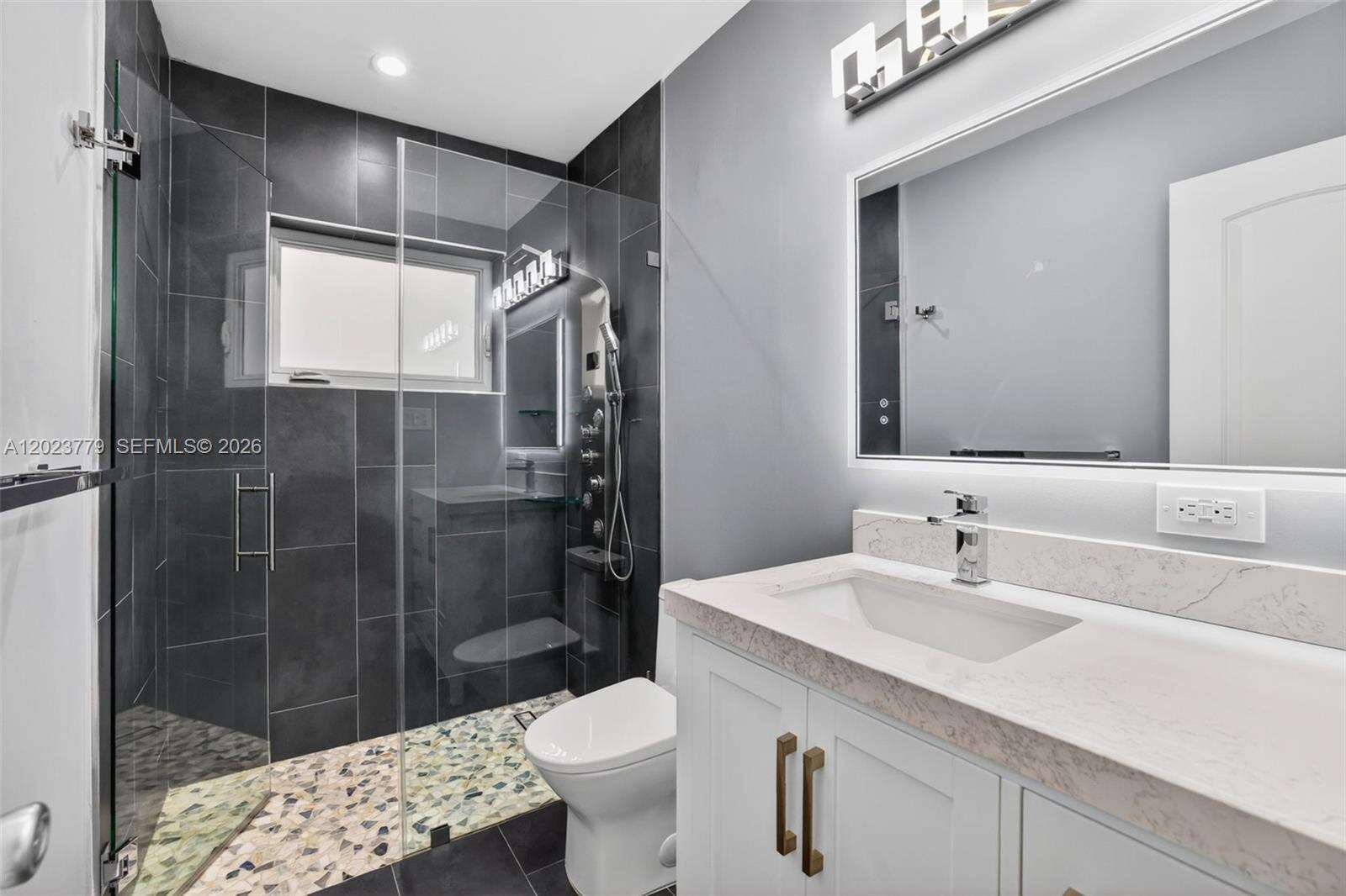 709 9th Ct, Hallandale Beach, FL 33009 - For Sale photo 29