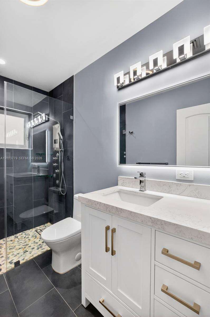 709 9th Ct, Hallandale Beach, FL 33009 - For Sale photo 30