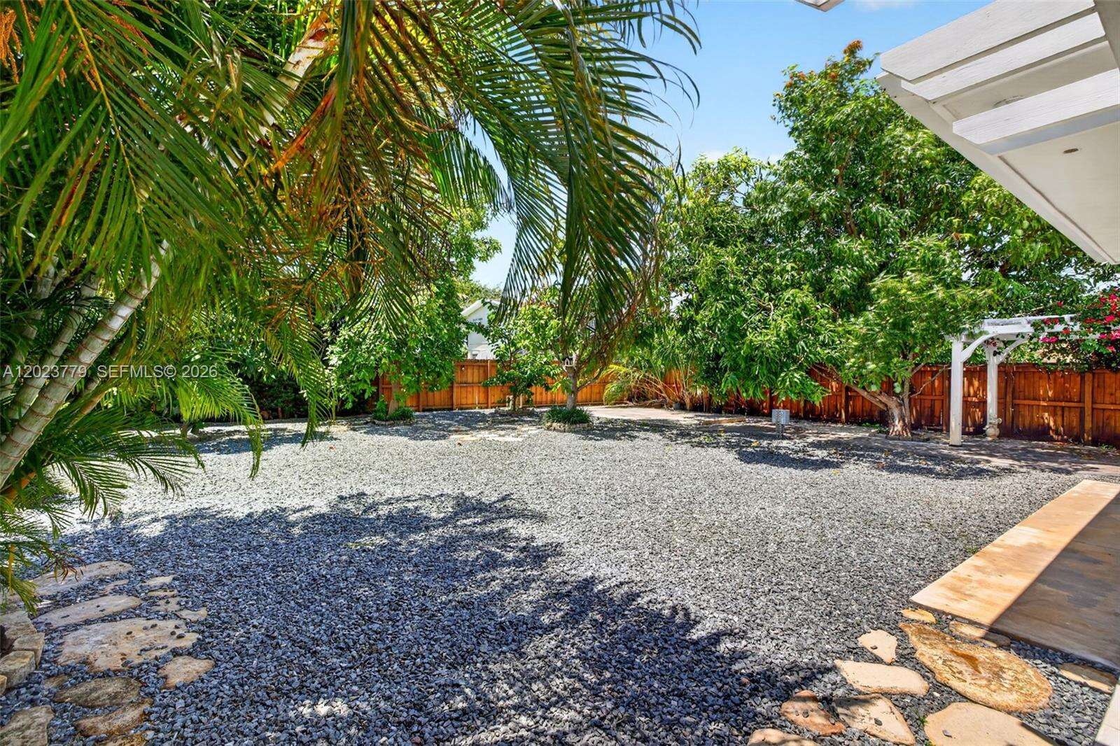 709 9th Ct, Hallandale Beach, FL 33009 - For Sale photo 37