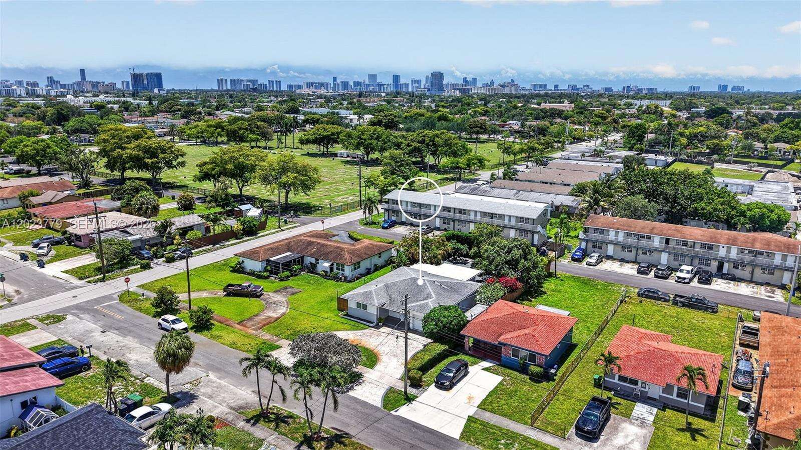 709 9th Ct, Hallandale Beach, FL 33009 - For Sale photo 50