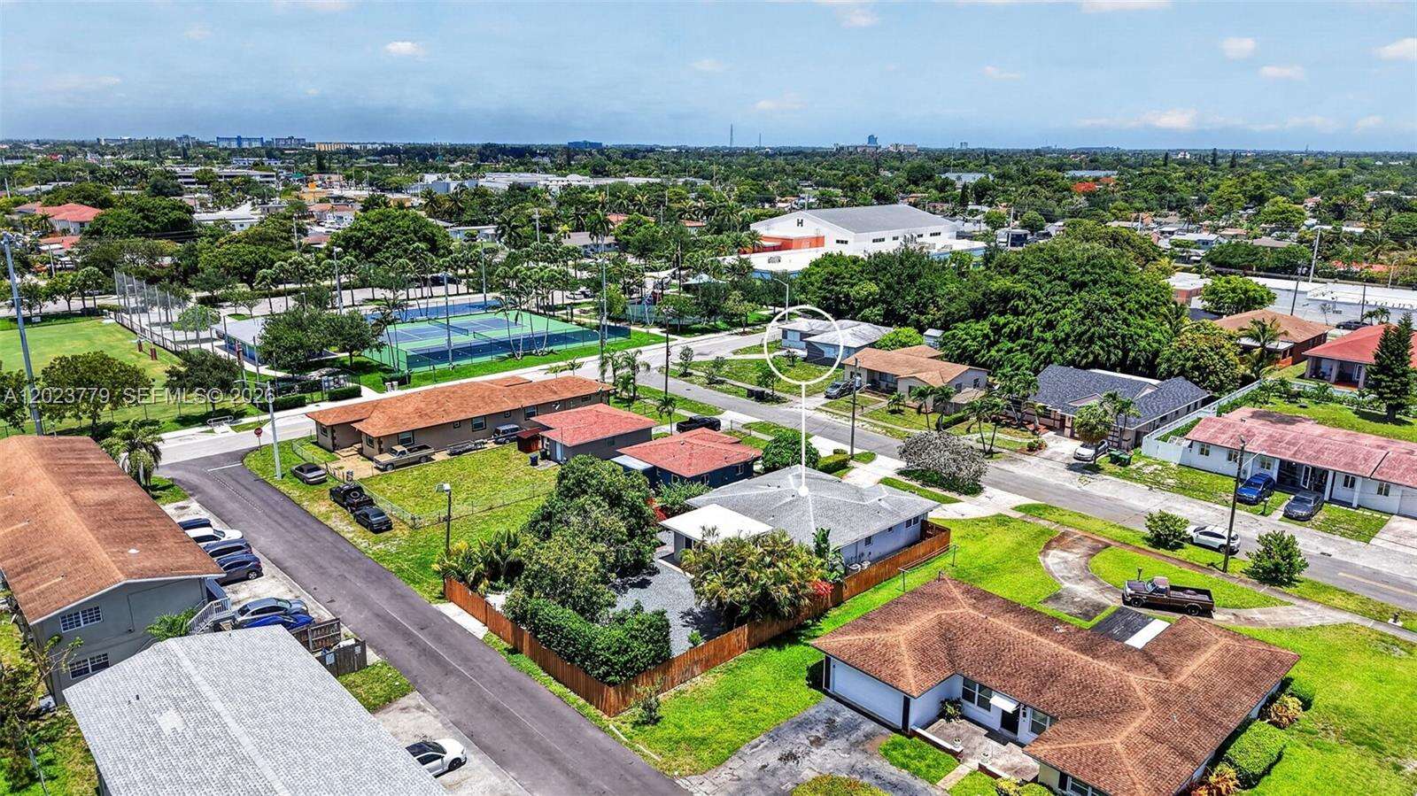 709 9th Ct, Hallandale Beach, FL 33009 - For Sale photo 53