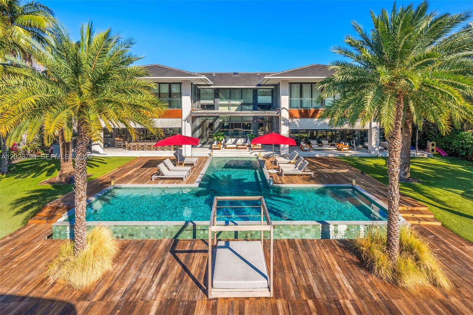 385 Centre Is, Golden Beach, FL 33160 - For Sale photo 1