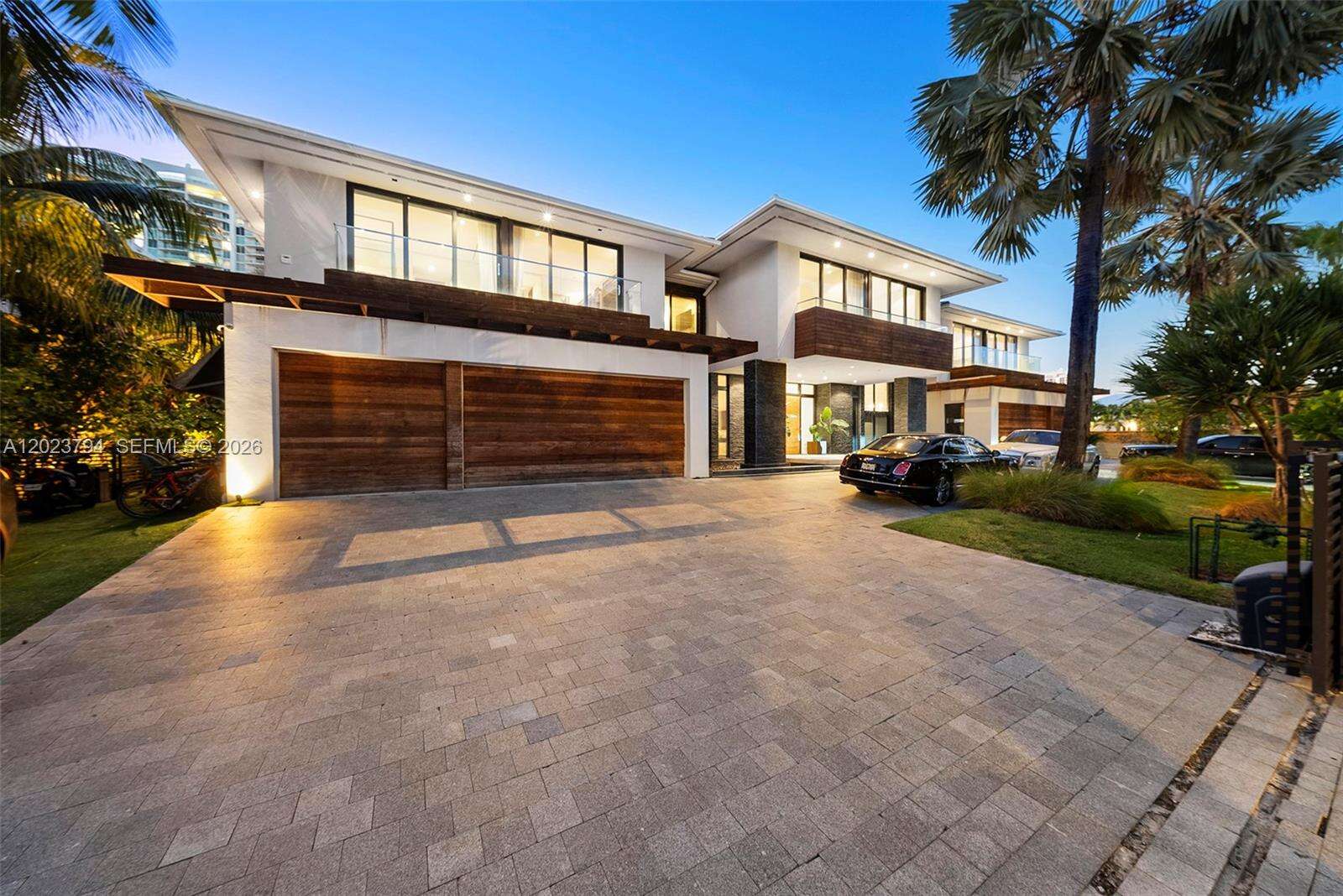 385 Centre Is, Golden Beach, FL 33160 - For Sale photo 7