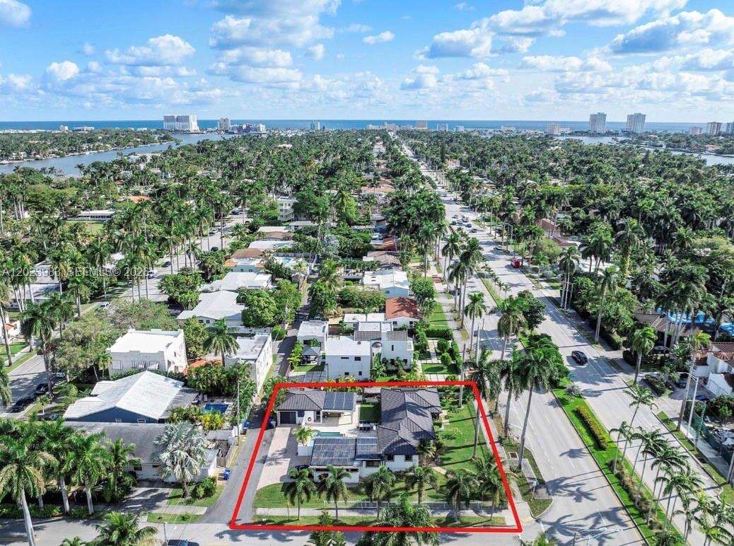 Hollywood, FL 33019 - For Sale photo 32