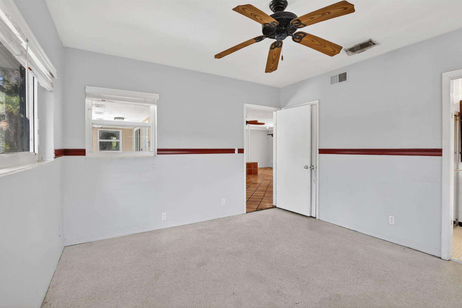 742 Hollywood, Hollywood, FL 33019 - For Sale photo 18