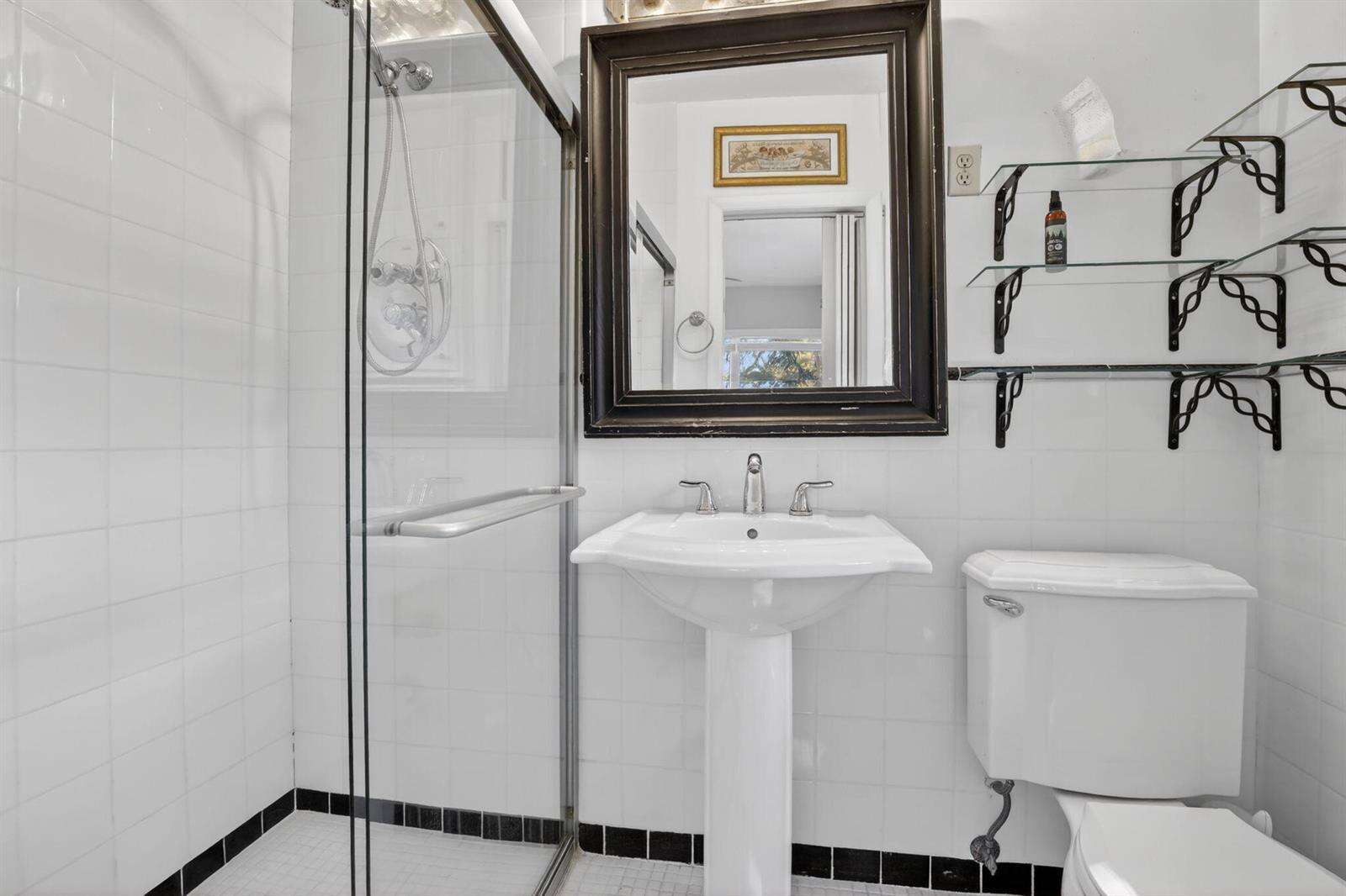 742 Hollywood, Hollywood, FL 33019 - For Sale photo 20