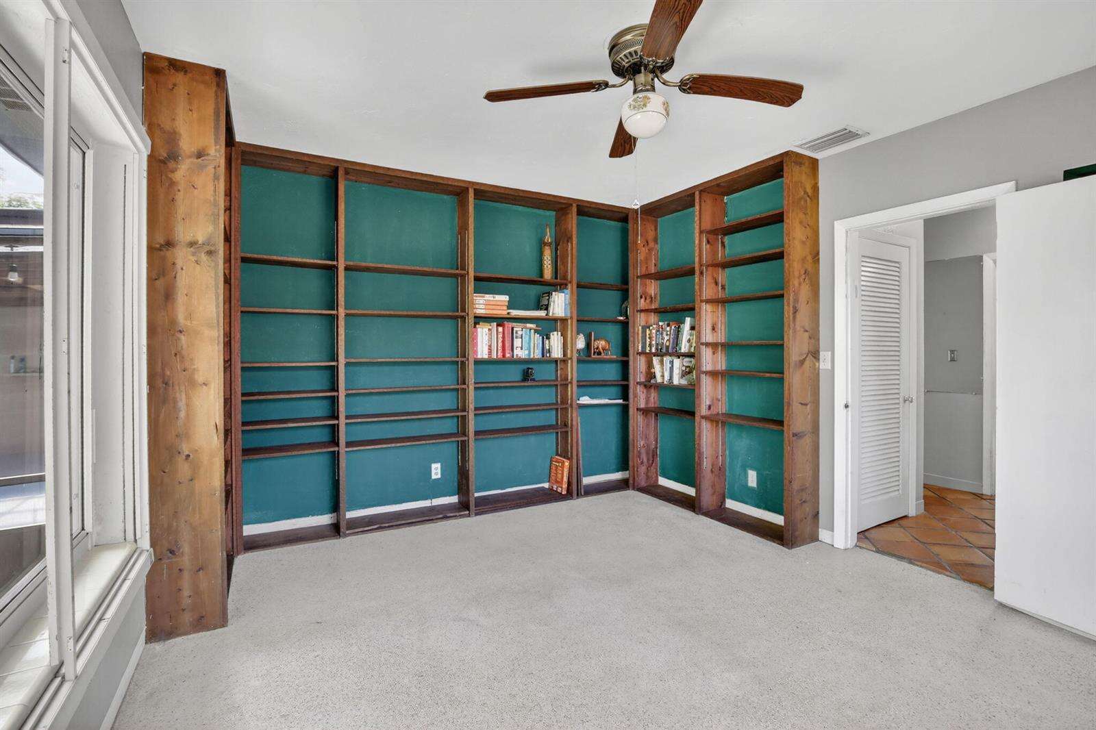 742 Hollywood, Hollywood, FL 33019 - For Sale photo 24