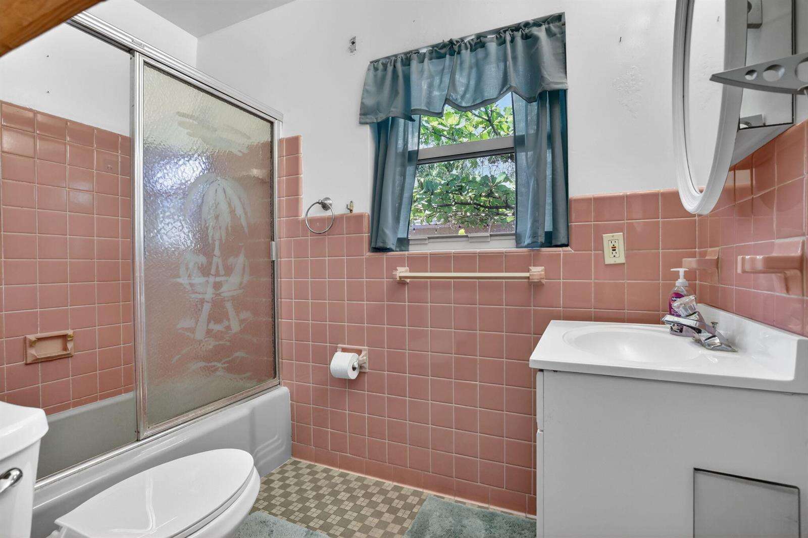 742 Hollywood, Hollywood, FL 33019 - For Sale photo 25