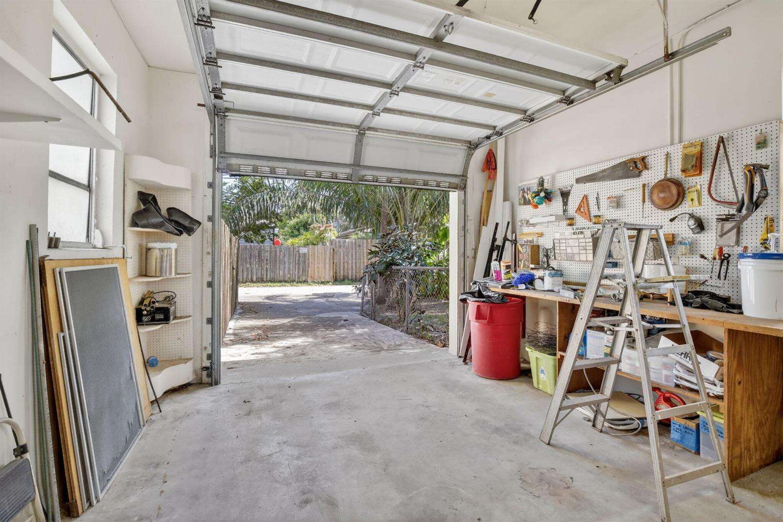 742 Hollywood, Hollywood, FL 33019 - For Sale photo 29