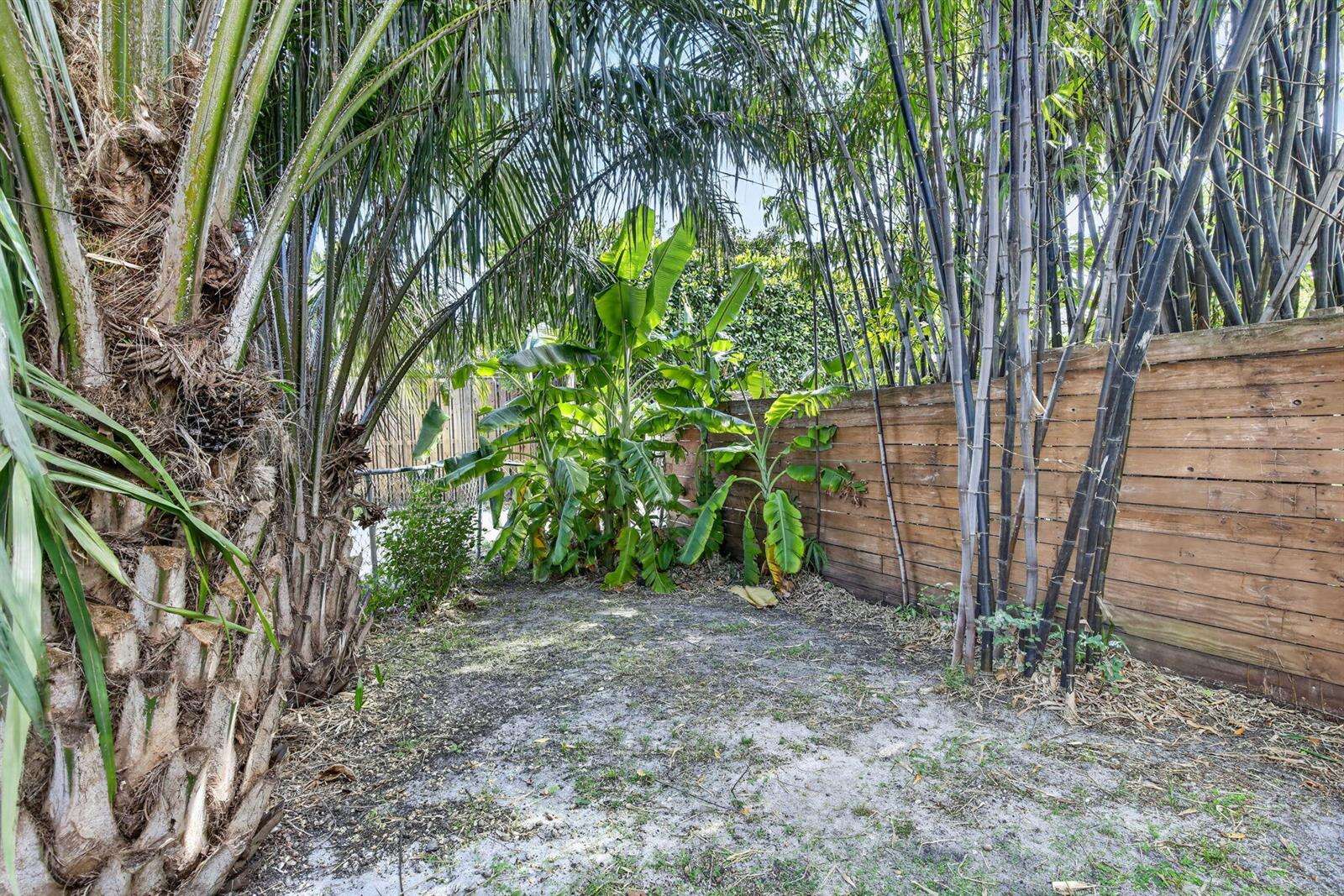 742 Hollywood, Hollywood, FL 33019 - For Sale photo 39
